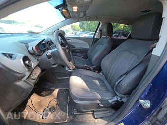 2014 Chevrolet Sonic LT Hatchback 1SC – miniatura 6