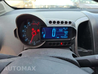 2014 Chevrolet Sonic LT Hatchback 1SC – miniatura 9