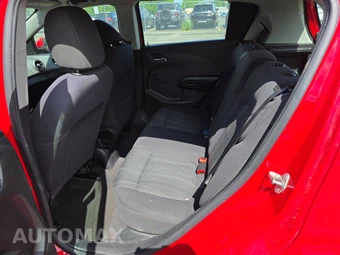 2014 Chevrolet Sonic LT Hatchback 1SD – miniatura 13