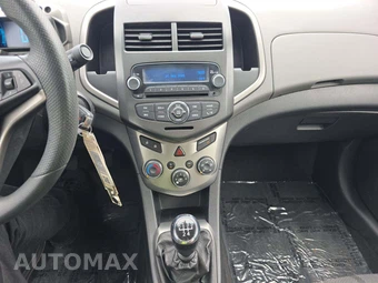 2014 Chevrolet Sonic LT Sedan 1SC - miniatura 10