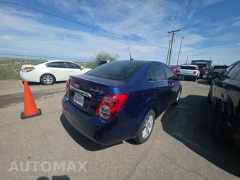 2014 Chevrolet Sonic LT Sedan 1SD – miniatura 4