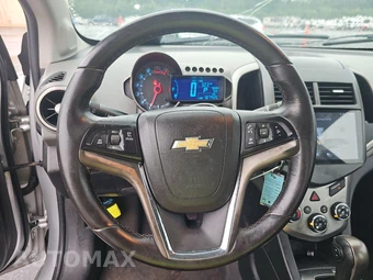 2014 Chevrolet Sonic LTZ Sedan 1SF - miniatura 10