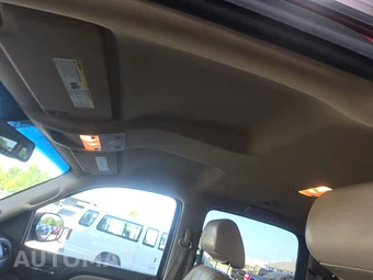 2014 Chevrolet Suburban LT 1LT - miniatura 18