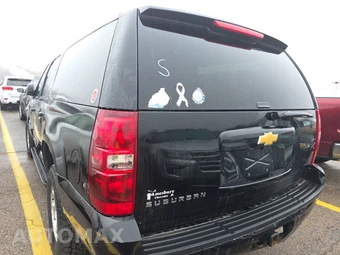 2014 Chevrolet Suburban LT 1LT - miniatura 6