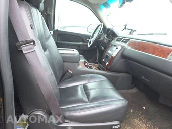 2014 Chevrolet Suburban LT 1LT - miniatura 8