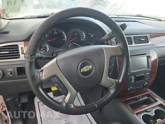 2014 Chevrolet Tahoe LTZ 1LZ - miniatura 10