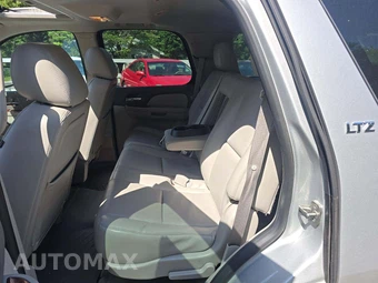 2014 Chevrolet Tahoe LTZ 1LZ - miniatura 13