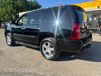 2014 Chevrolet Tahoe LTZ 1LZ - miniatura 9