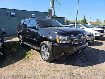 2014 Chevrolet Tahoe LTZ 1LZ - miniatura 4