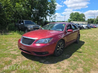 2014 Chrysler 200 Limited Sedan
