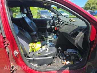 2014 Chrysler 200 Limited Sedan – miniatura 18