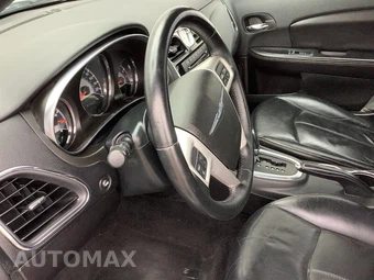 2014 Chrysler 200 Limited Sedan - miniatura 11
