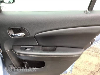 2014 Chrysler 200 Limited Sedan - miniatura 19