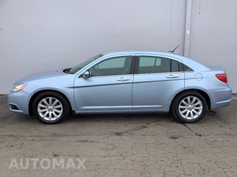 2014 Chrysler 200 Limited Sedan - miniatura 3