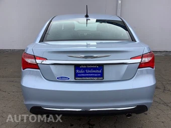 2014 Chrysler 200 Limited Sedan - miniatura 5