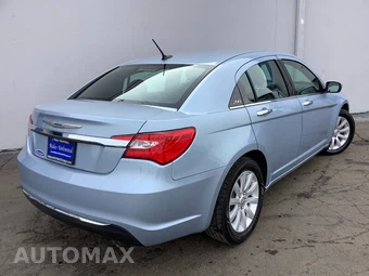 2014 Chrysler 200 Limited Sedan - miniatura 6