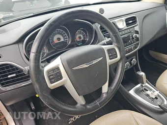 2014 Chrysler 200 Limited Sedan – miniatura 10