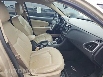 2014 Chrysler 200 Limited Sedan – miniatura 8