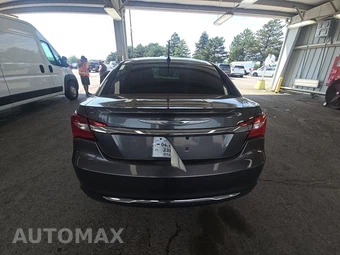 2014 Chrysler 200 Limited Sedan - miniatura 5