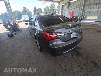 2014 Chrysler 200 Limited Sedan - miniatura 6
