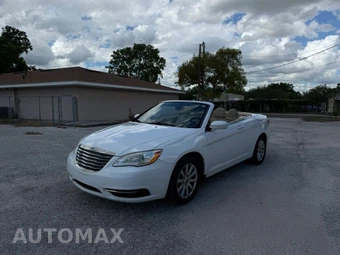 2014 Chrysler 200 Touring Convertible