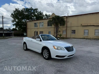 2014 Chrysler 200 Touring Convertible – miniatura 3