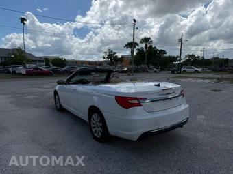 2014 Chrysler 200 Touring Convertible – miniatura 7