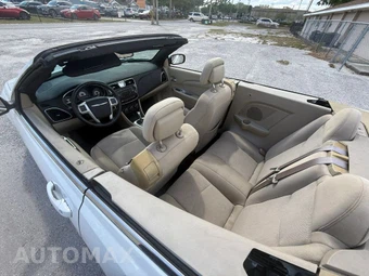 2014 Chrysler 200 Touring Convertible – miniatura 9