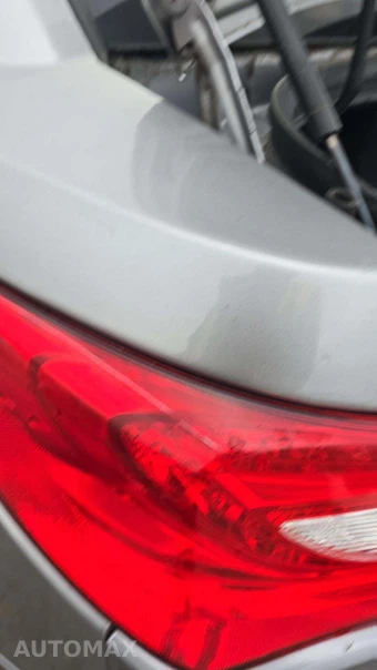 2014 Chrysler 200 Touring Sedan - miniatura 31