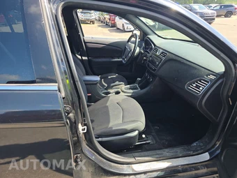 2014 Chrysler 200 Touring Sedan – miniatura 8