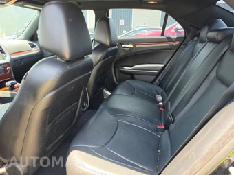 2014 Chrysler 300 - miniatura 13