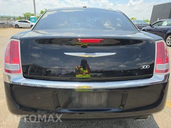 2014 Chrysler 300 - miniatura 5