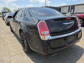 2014 Chrysler 300 - miniatura 6