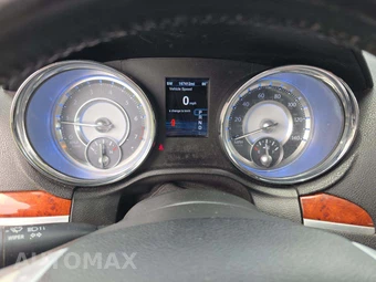 2014 Chrysler 300 – miniatura 6