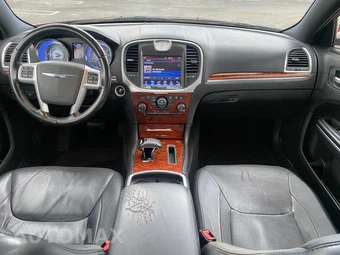 2014 Chrysler 300 - miniatura 37