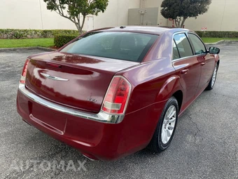 2014 Chrysler 300 - miniatura 6