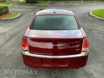 2014 Chrysler 300 - miniatura 7
