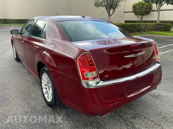 2014 Chrysler 300 - miniatura 9