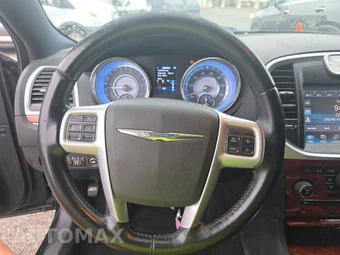 2014 Chrysler 300 – miniatura 10