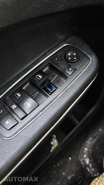 2014 Chrysler 300 – miniatura 27