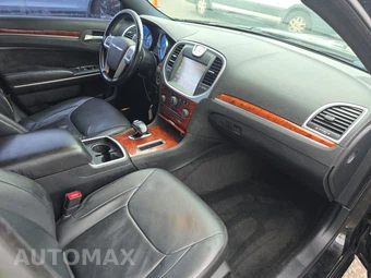 2014 Chrysler 300 – miniatura 8