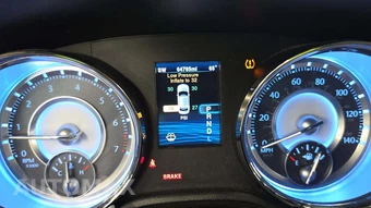 2014 Chrysler 300 - miniatura 39