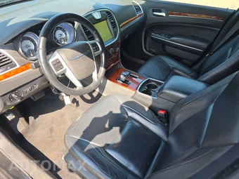 2014 Chrysler 300 - miniatura 7
