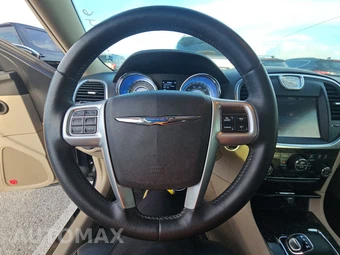 2014 Chrysler 300 – miniatura 10