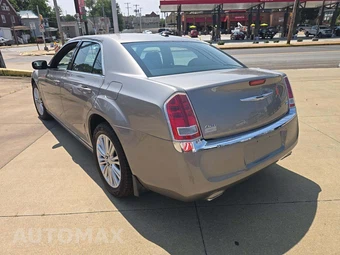 2014 Chrysler 300 – miniatura 2