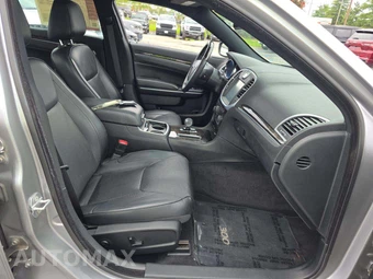 2014 Chrysler 300C - miniatura 15