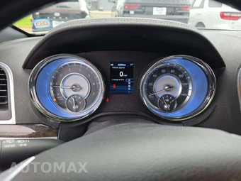 2014 Chrysler 300C - miniatura 6