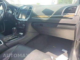 2014 Chrysler 300C – miniatura 19