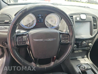 2014 Chrysler 300S – miniatura 10