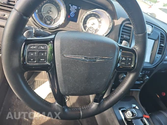 2014 Chrysler 300S - miniatura 10